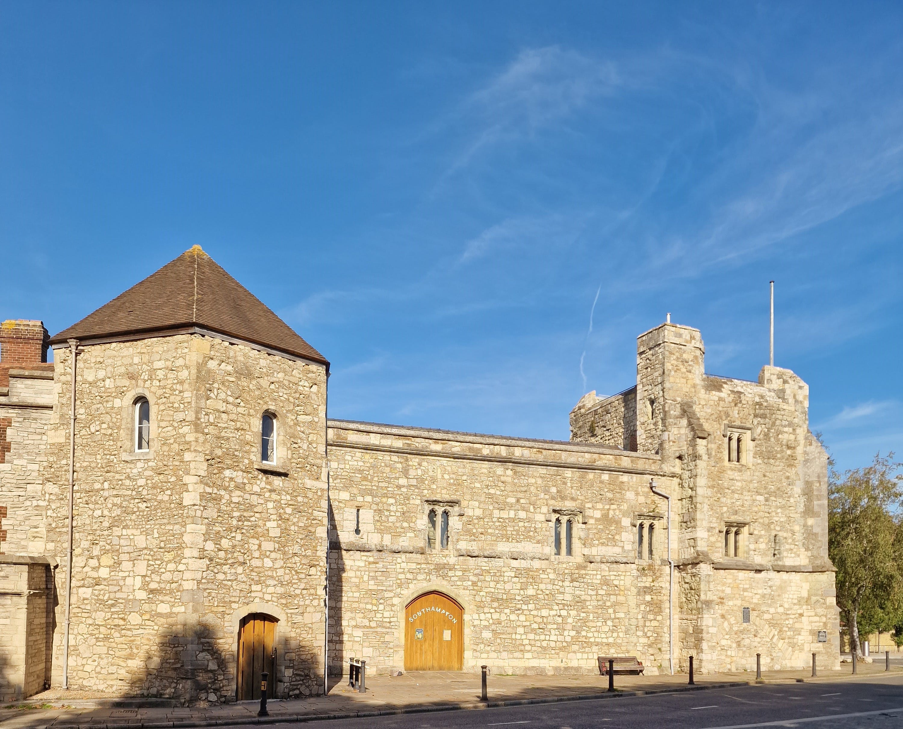 Southampton old town walls | fun things to do in Southampton